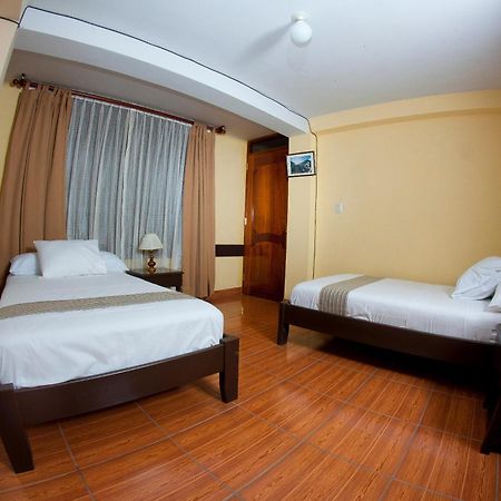 Yucay Plaza Inn Szoba fotó
