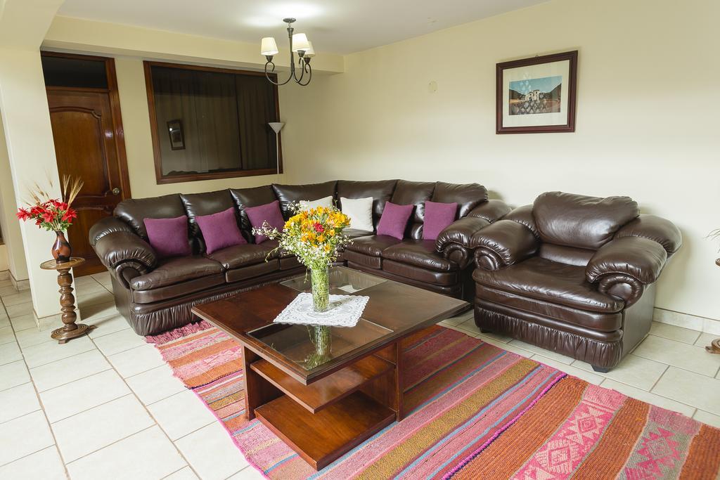 Yucay Plaza Inn Kültér fotó